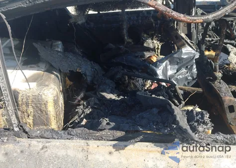 2020 Kia Sportage Ex z USA, uszkodzony, nr VIN KNDPN3AC5L7780857